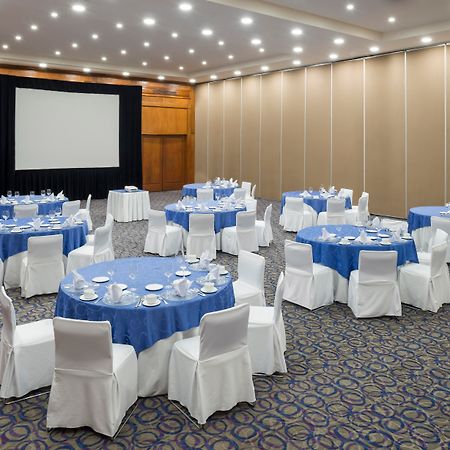 מלון ספופן Camino Real Guadalajara מראה חיצוני תמונה Ballroom
