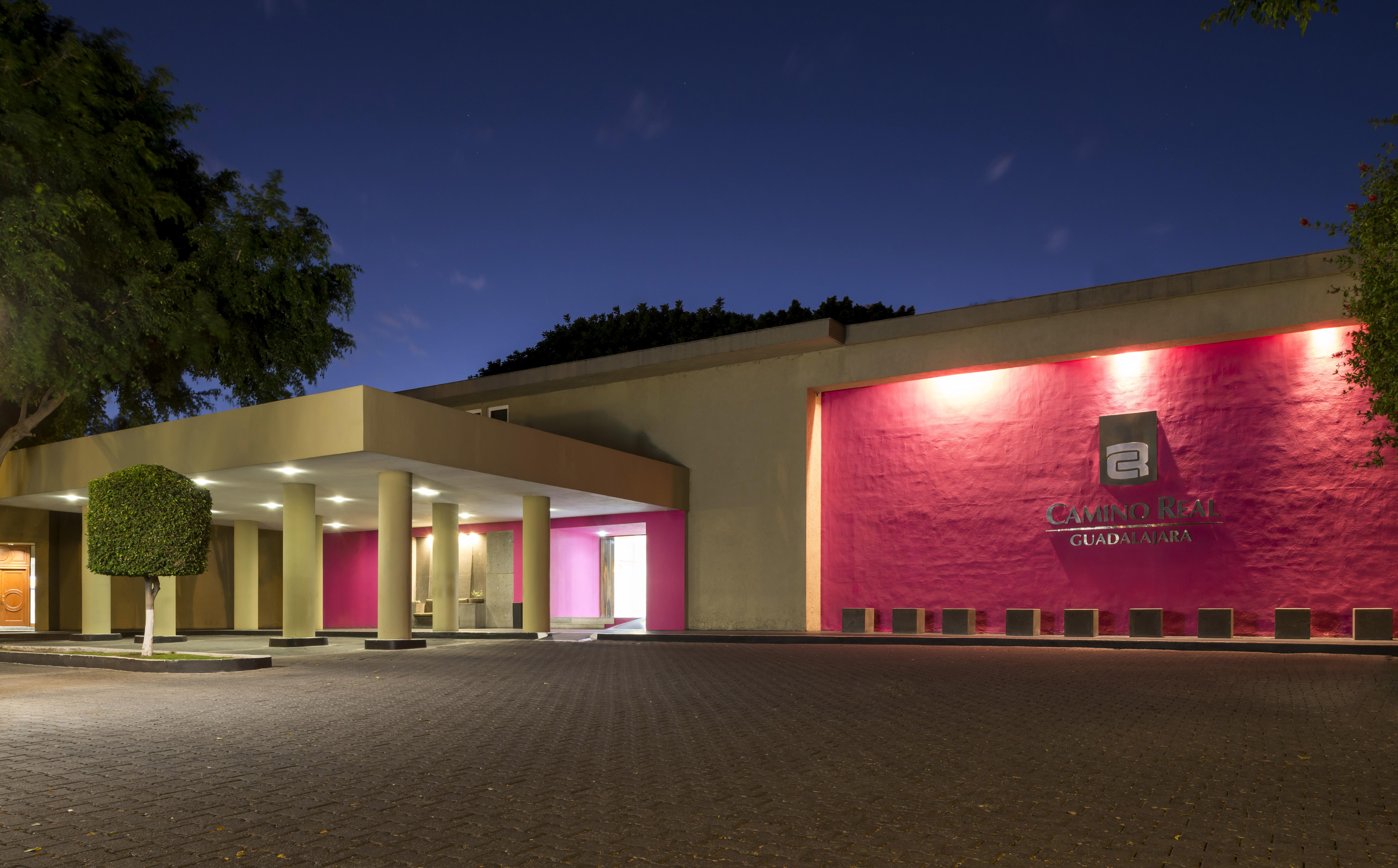 מלון ספופן Camino Real Guadalajara מראה חיצוני תמונה The Center for the Arts, San Jose
