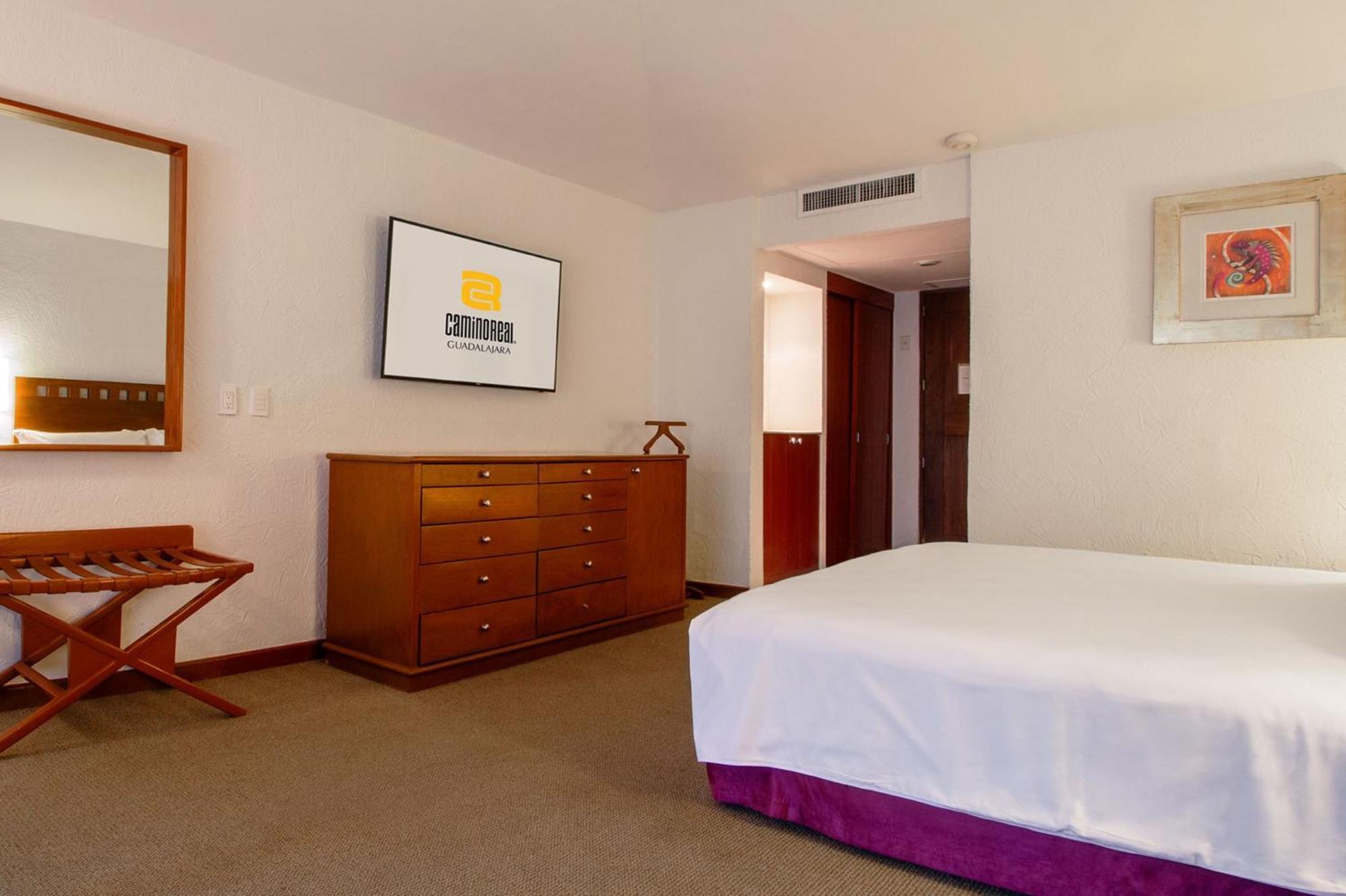 מלון ספופן Camino Real Guadalajara מראה חיצוני תמונה A room at the hotel