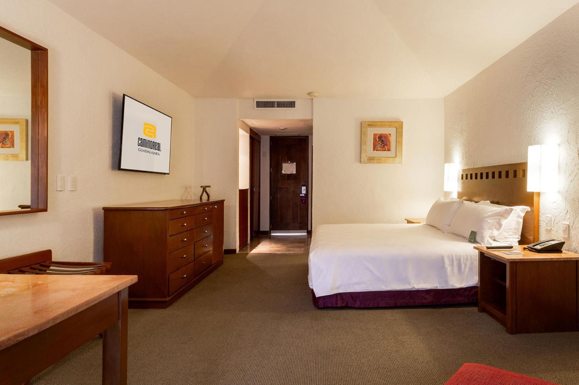 מלון ספופן Camino Real Guadalajara מראה חיצוני תמונה A room at the hotel