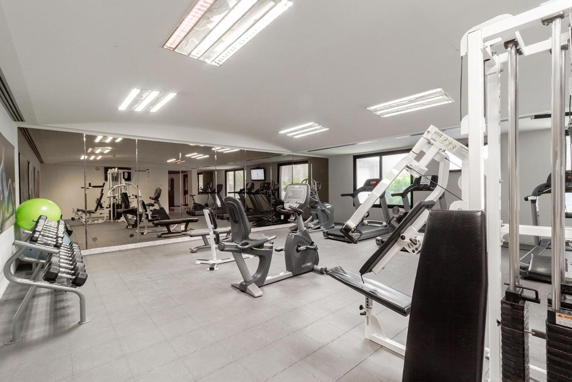 מלון ספופן Camino Real Guadalajara מראה חיצוני תמונה The gym at the hotel